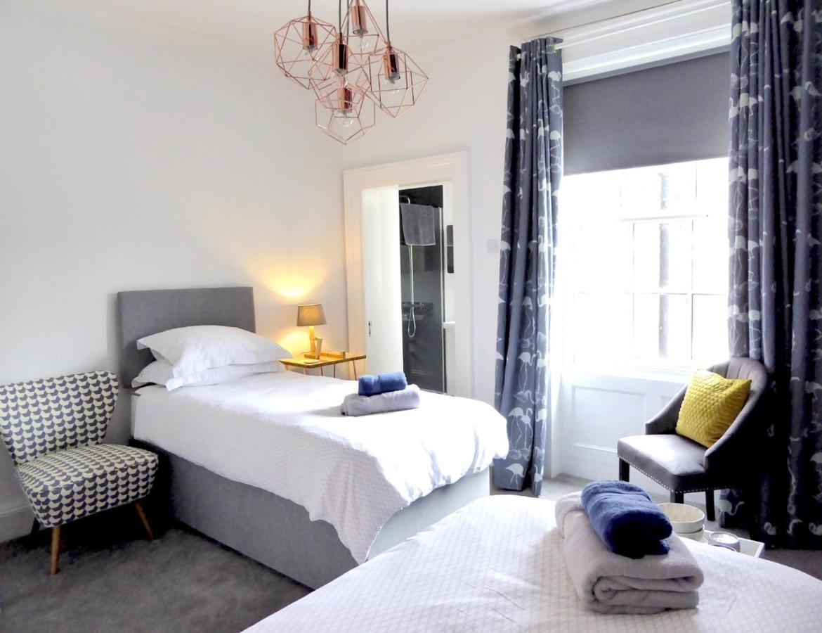 カーライル Rosalind House Bed & Breakfast エクステリア 写真